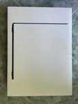 лаптоп mac book air 15 inch 2 броя чисто нови, не отваряни!
