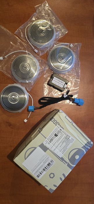 Capace boxe mercedes w213 cu iluminare ambientala