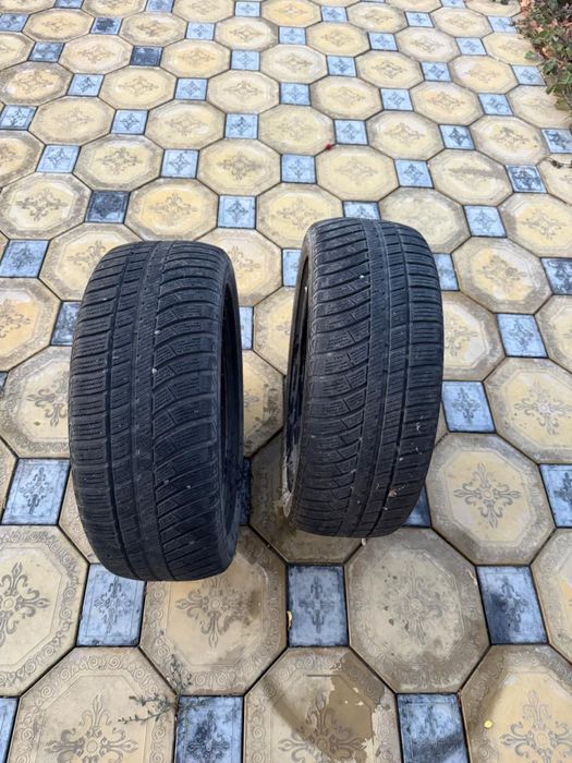 Шины липучка в хорошем состоянии один сезон размер 205/50R17