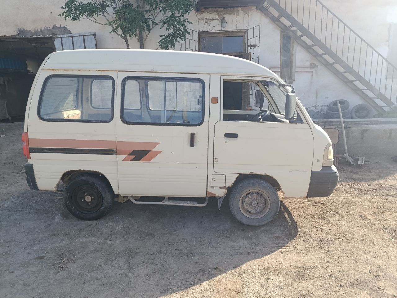 Дамаз срочно сотилади 2007 йил 2300$