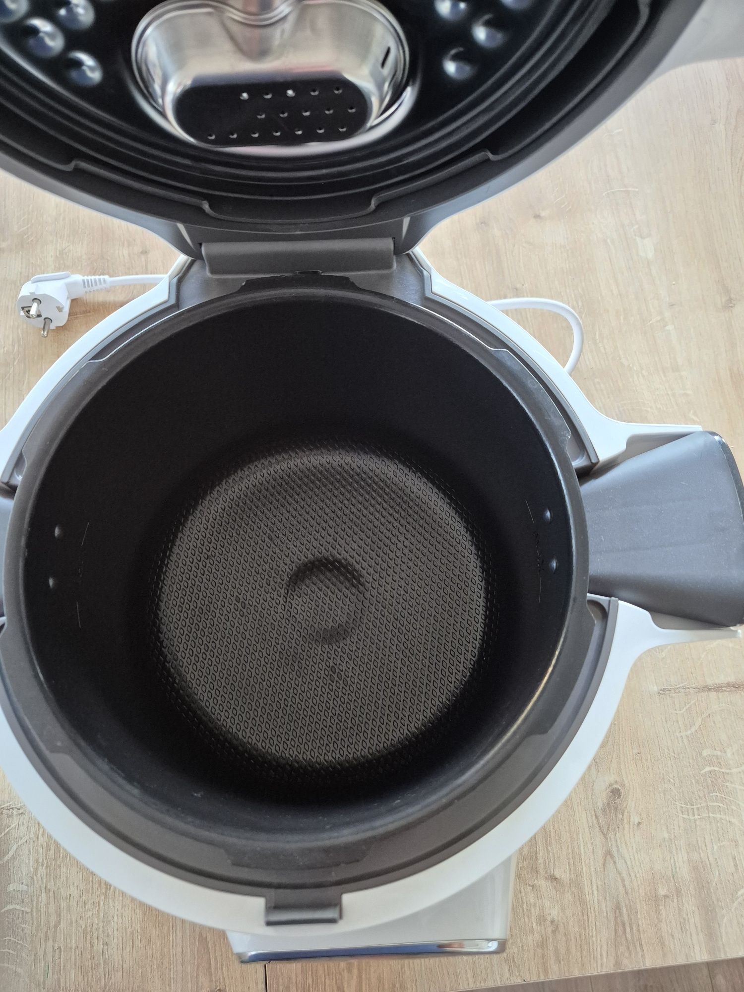 Vând Tefal Cook4me