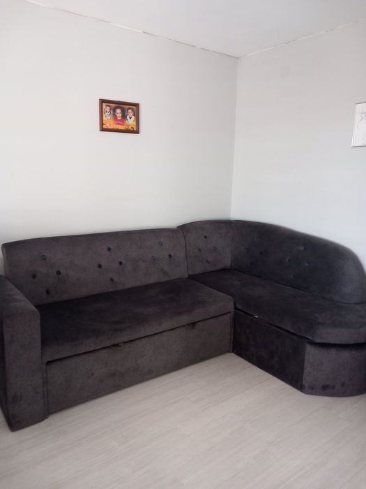 Ъглов разтегателен диван