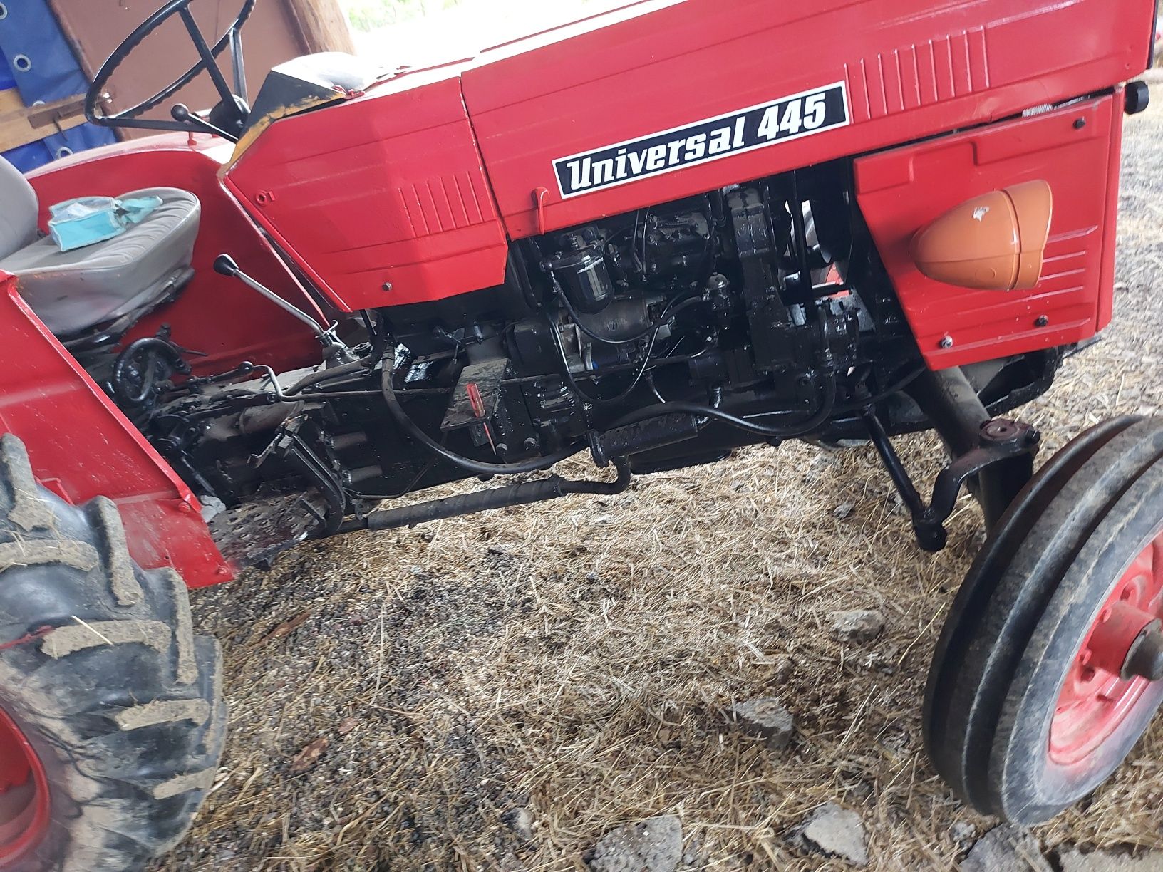 Tractor u 445 cu inversor