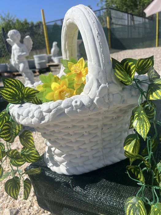 Градински Кашпи