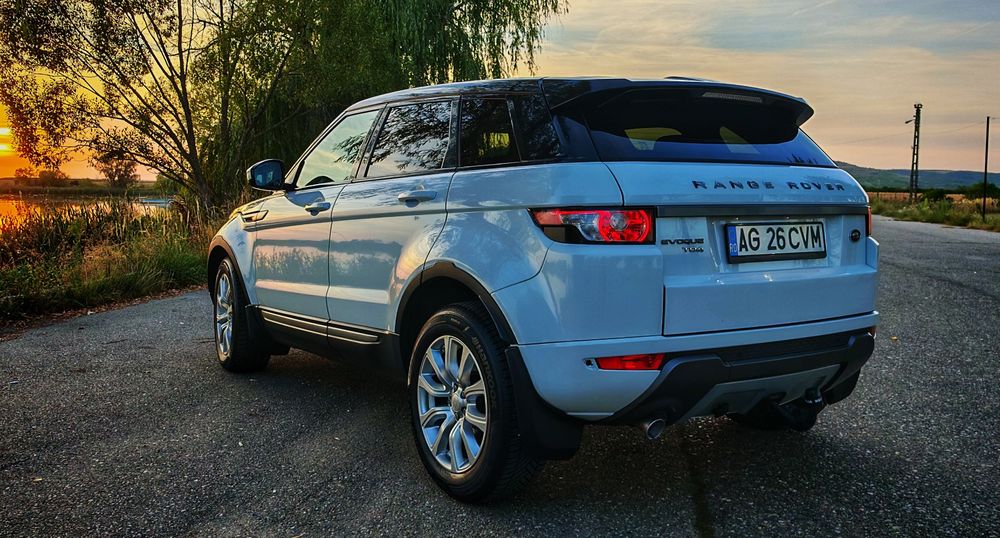 Range Rover Evoque 2.2 Diesel 150 CP - panormic