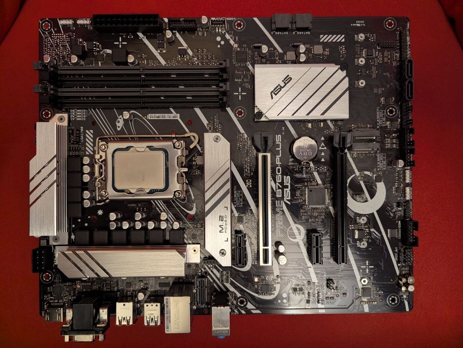 14-ядрен Core i5-13600KF и дъно ASUS B760 / опции DDR5 Core i7-13700KF