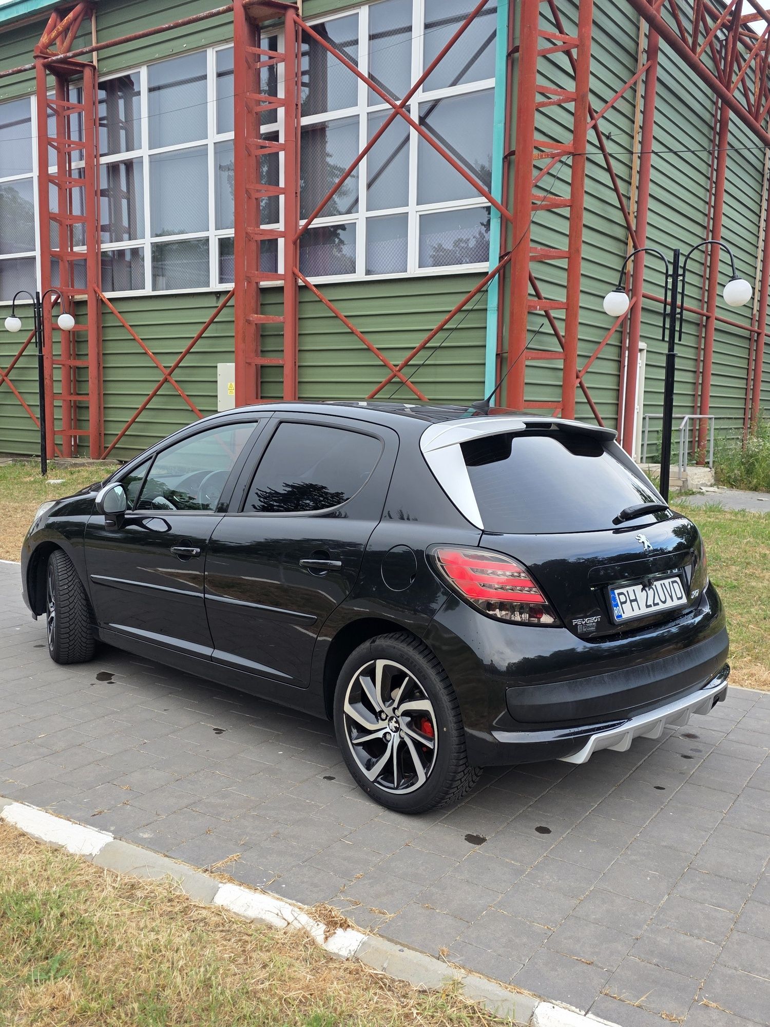 Peugeot 207 1.6 T