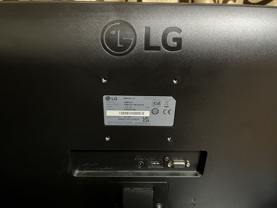 Monitor LG 22” - 250 lei