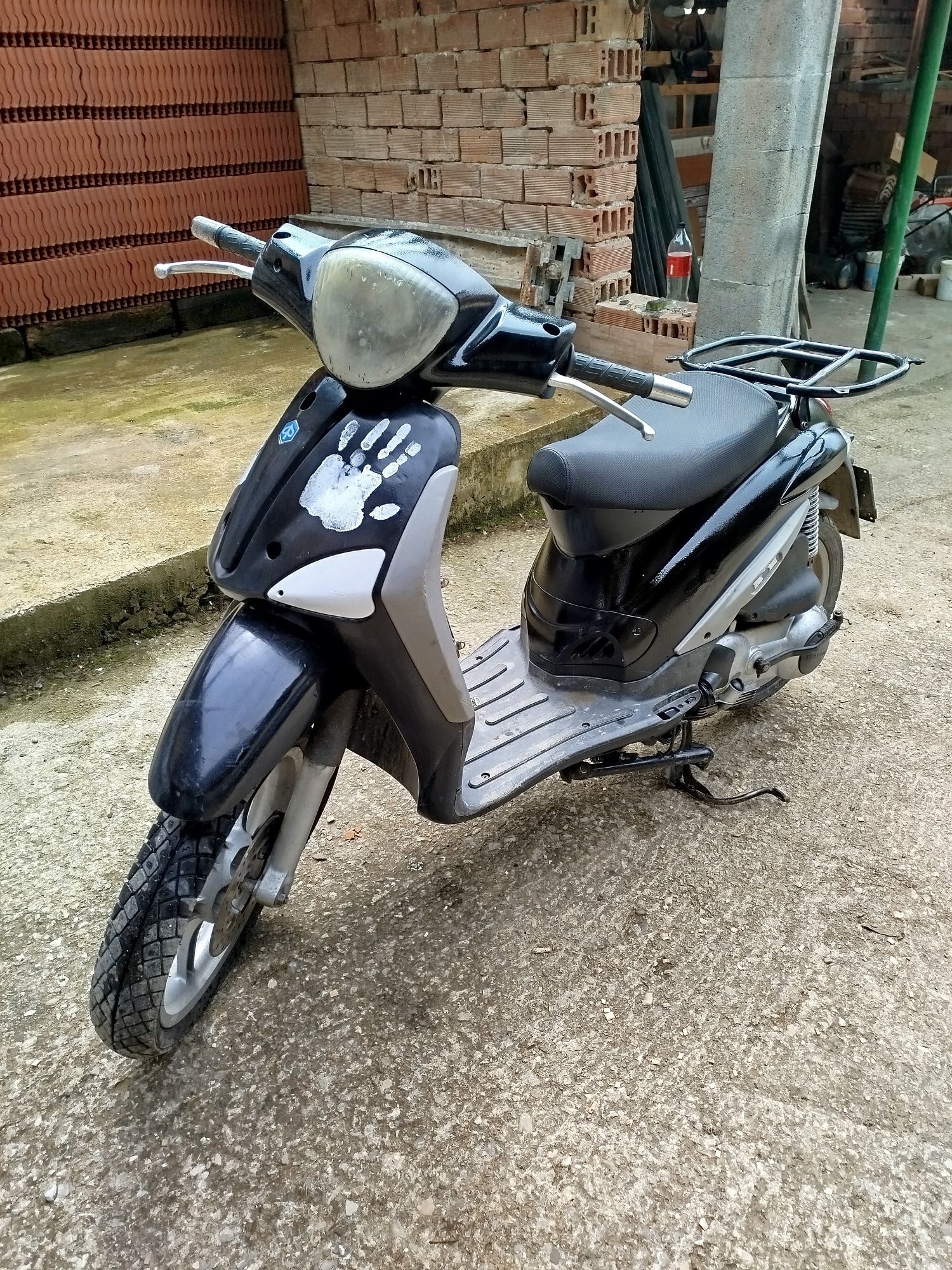 Скутер Piaggio liberty 125