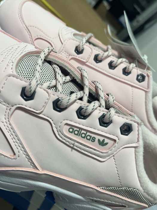 Adidas Falcon 40 2/3