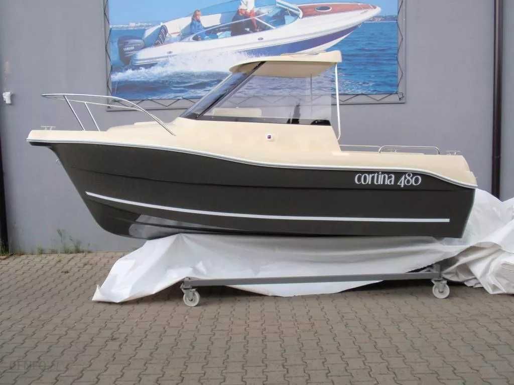 Barca Vanzare Cortina 480 Pilothouse 2023