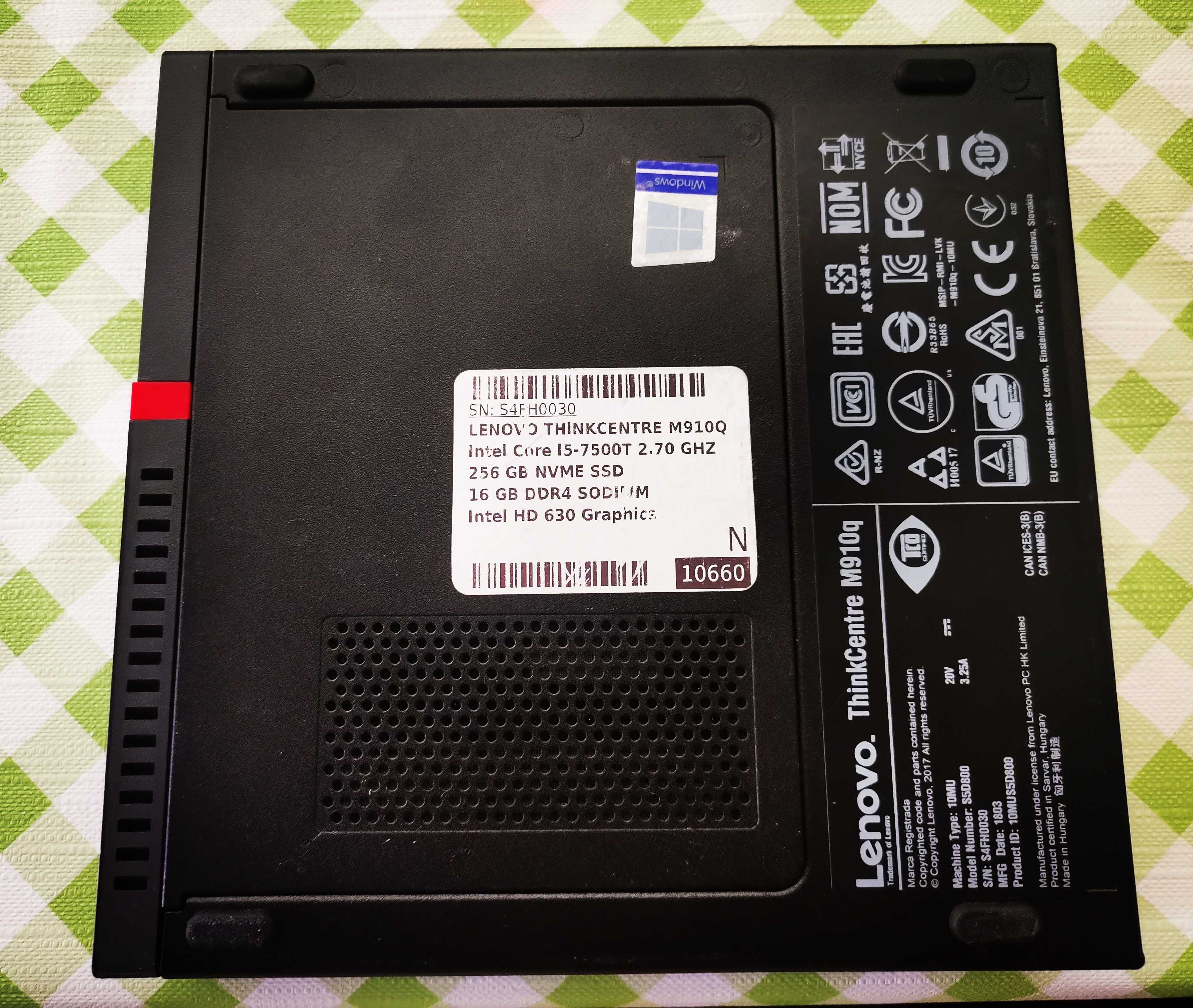 Домашен компютър Lenovo ThinkCentre M910Q Tiny