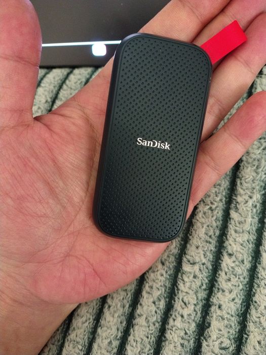 Внешний накопитель SanDisk 2000 Гб