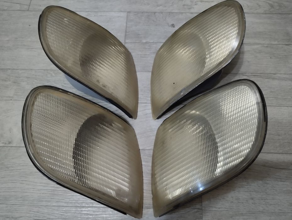 Поворотники Ауди C4