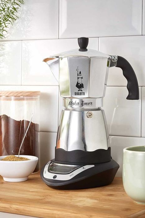 Електрическа кафеварка Bialetti Moka Timer за 6 чаши кафе