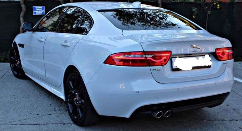 Jaguar Xe R-Sport