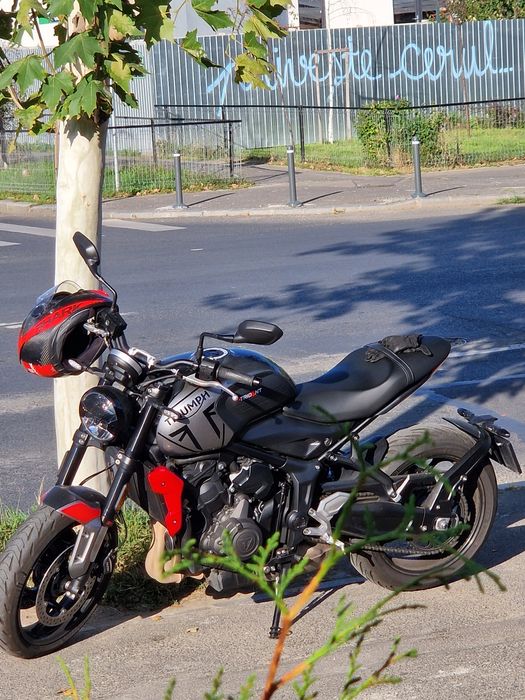Triumph Trident 660