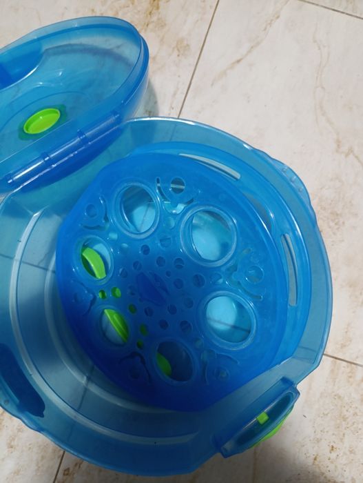 Sterilizator biberoane