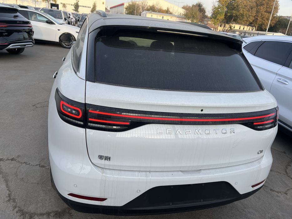 Leapmotor c 11 gibrit