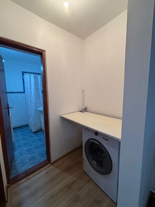 Inchiriez apartamant