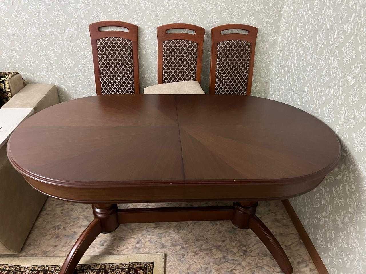 Продается стол, в хорошем состоянии
