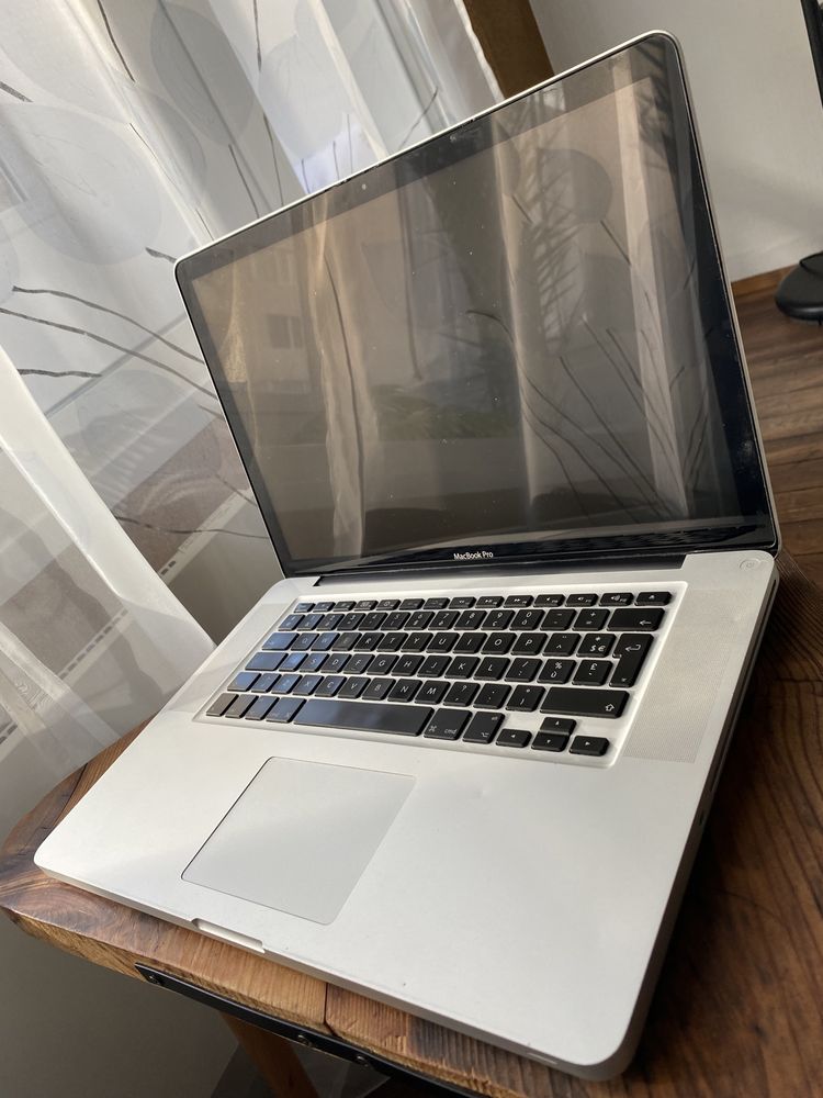 MacBook Pro A1286 15” за части