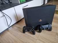Vând ps 4 pro 1 Tb cu 2 manete