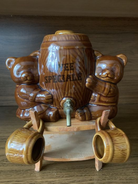 Графины со стопками, керамика, советских времен