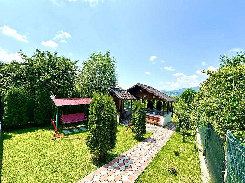Cazare integral Comarnic munte casa David  8 persoane piscina