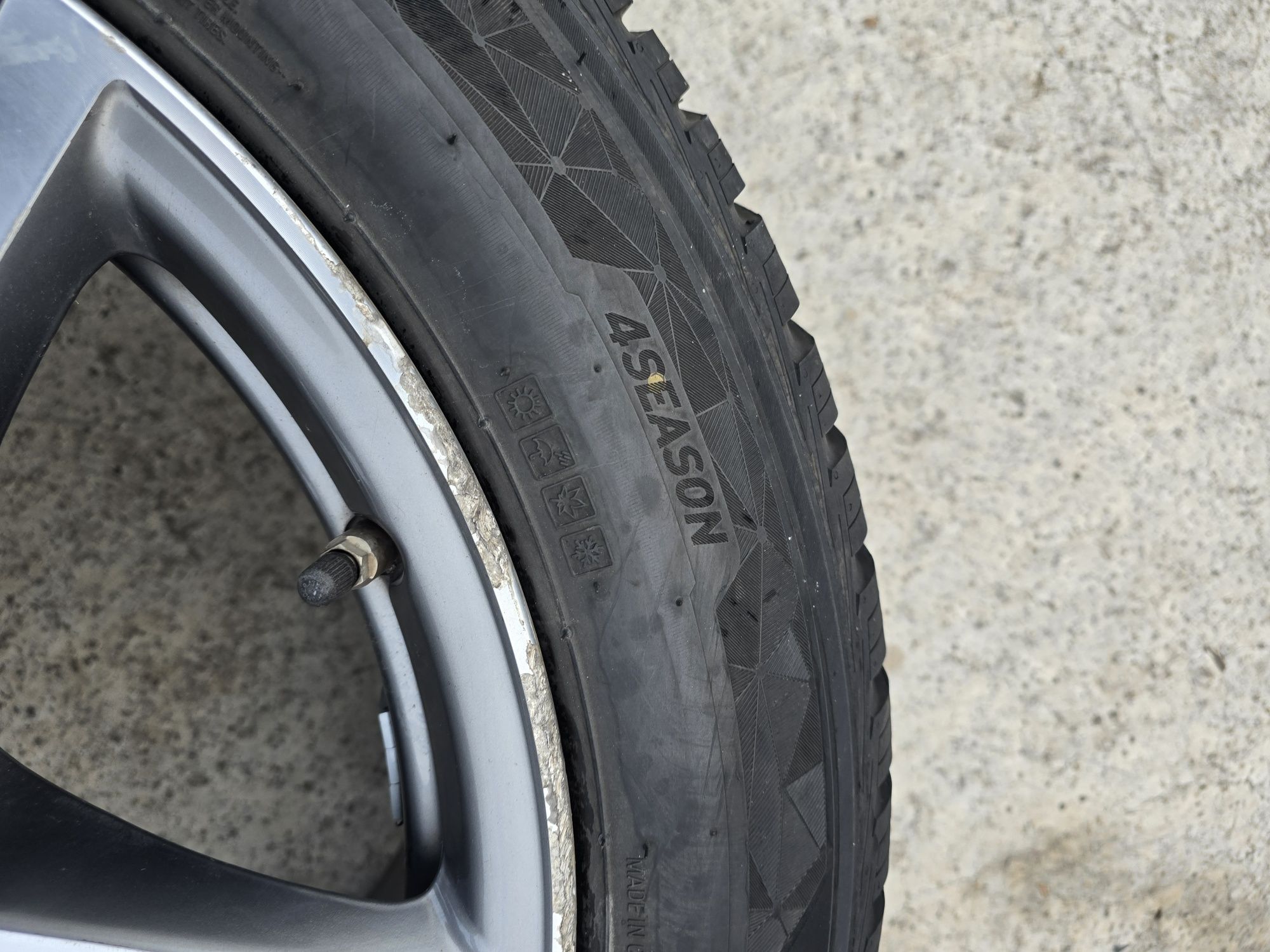 2 Броя Гуми 255/50/19 Kumho 6,8mm 2022DOT