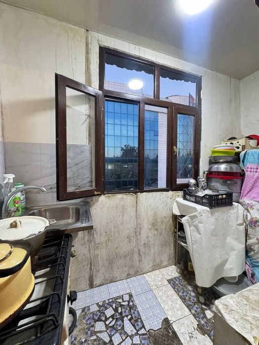 Чиланзар 8 1/5/5 28 метр квадарат ориентир Парус своя галарейка