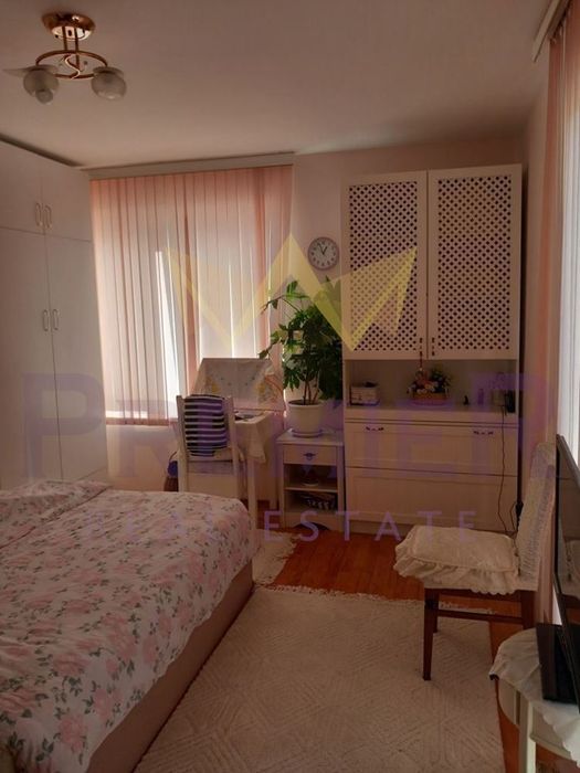 Продава се Тристаен апартамент в к.к. Св.Св. Константин и Елена - 100 кв.м за 2200 €/кв.м - Снимка #3