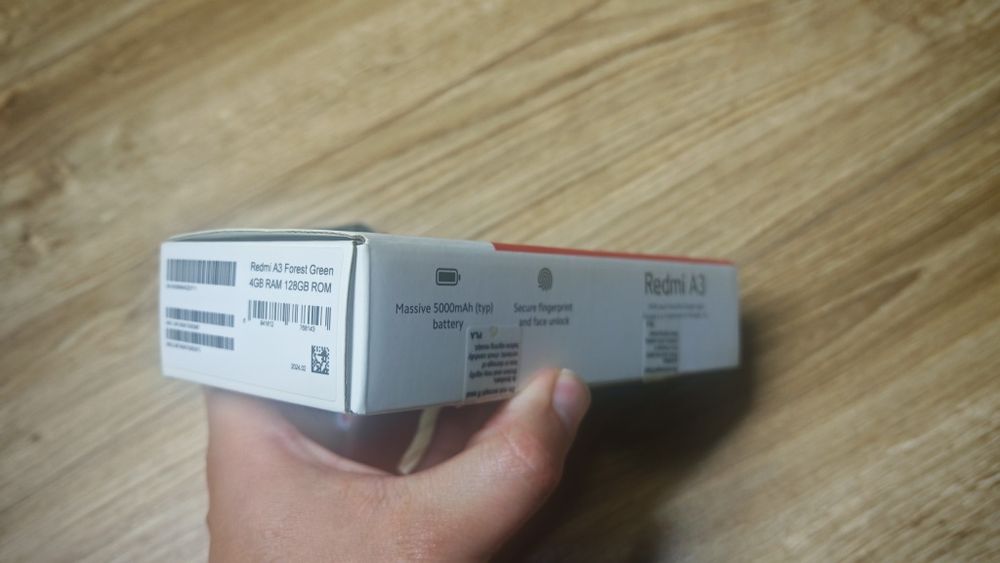 Xiaomi Redmi A3 128GB 5000Mah 90Hz la cutie.