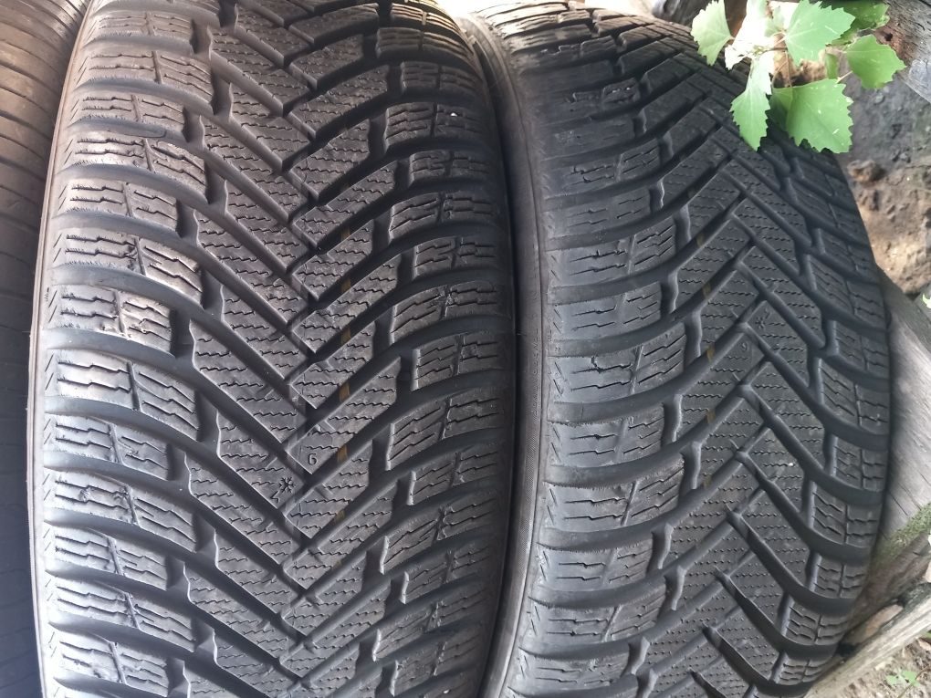 2 anvelope 225/45r18 marca Nokian dot 2018, preț  440 lei ambele