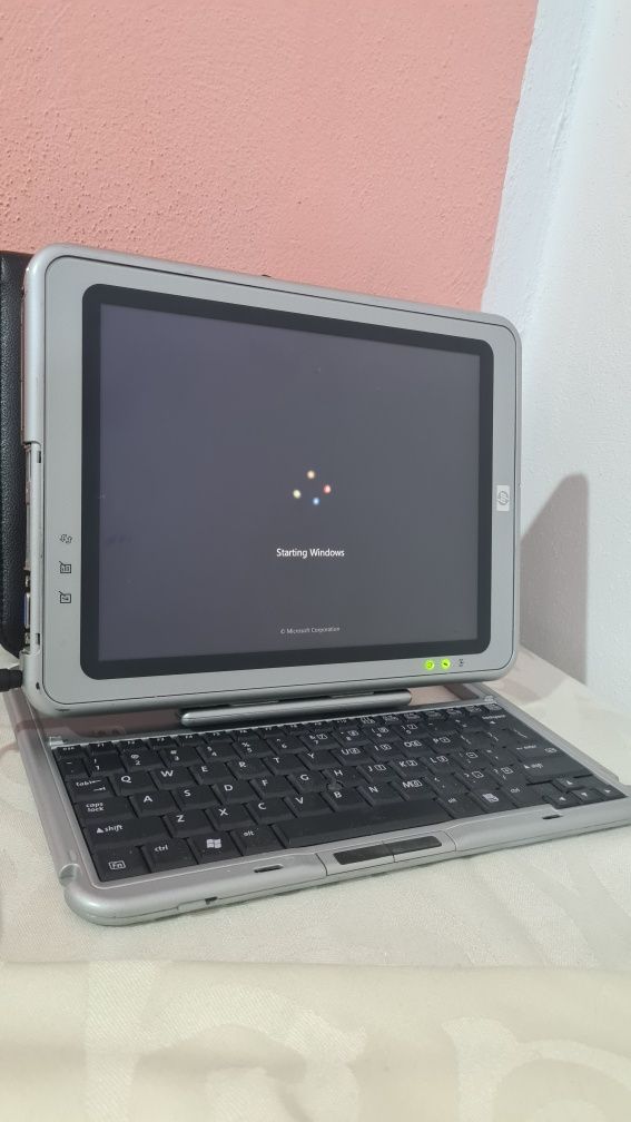 Laptop HP model TC1100