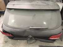 задно стъкло,стопове,спойлер и машинка за ситроен ц4 citroen C4