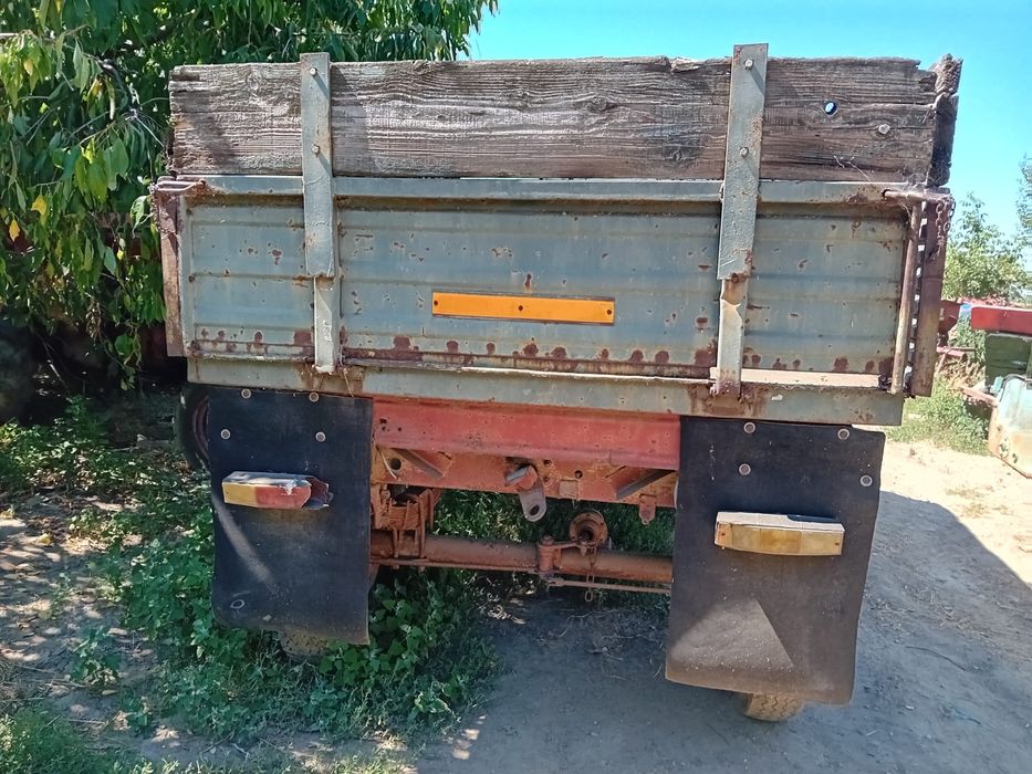 Vand remorca auto de 5 tone