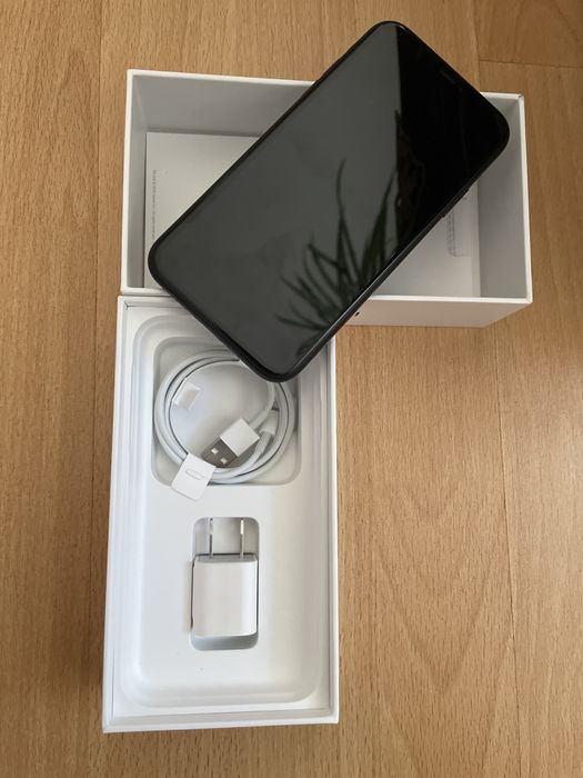 iPhone Xr  Black 64K nou NOS