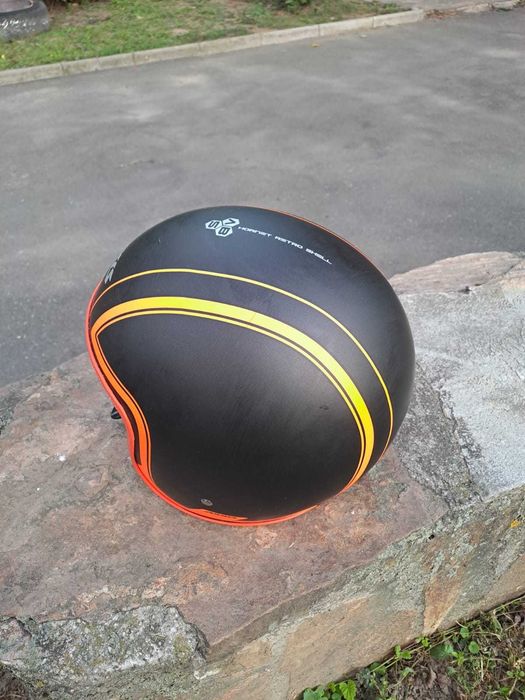 Casca Axxis  portocaliu fluor mat (ochelari soare integrati) marimea M