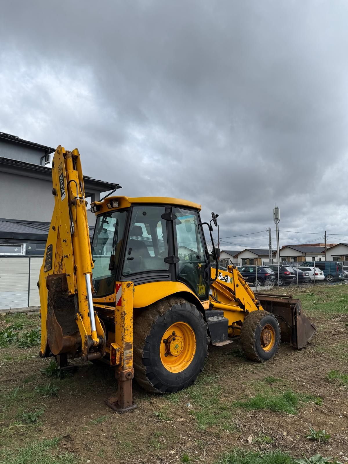 Buldoexcavator JCB 3CX AN 2006