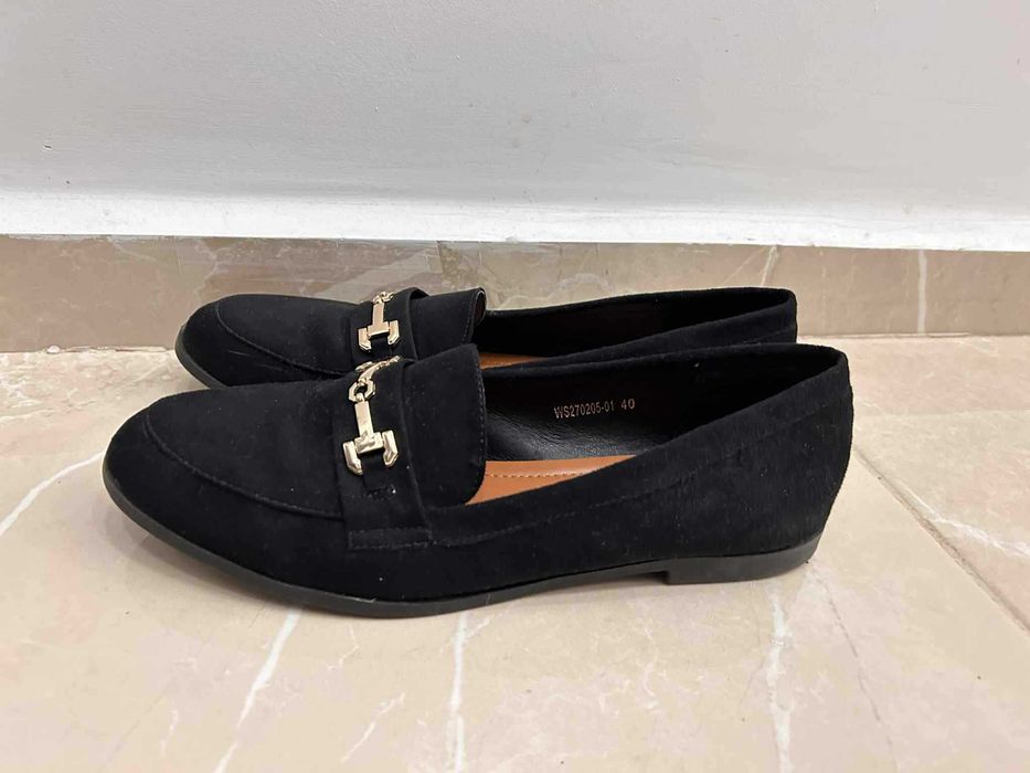 Дамски черни мокасини - 40 номер