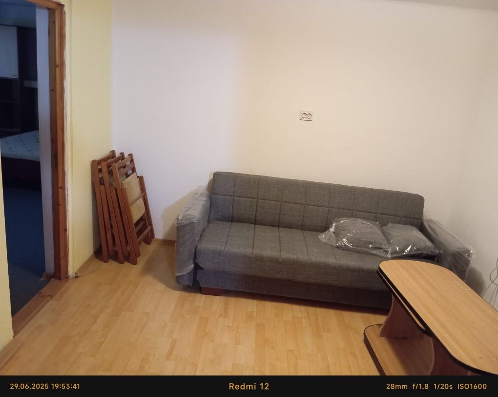 Inchiriez casa zona Bucium , Iași.