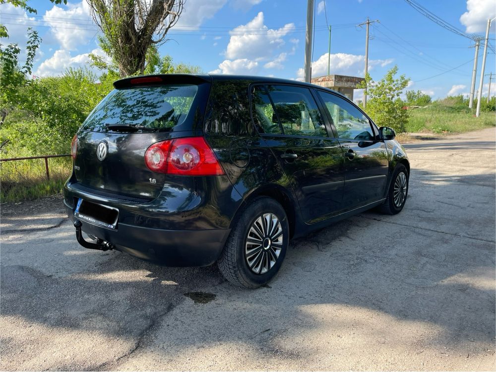 Golf 5 - 1.6 benzina