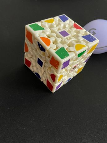 Продам кубик рубика