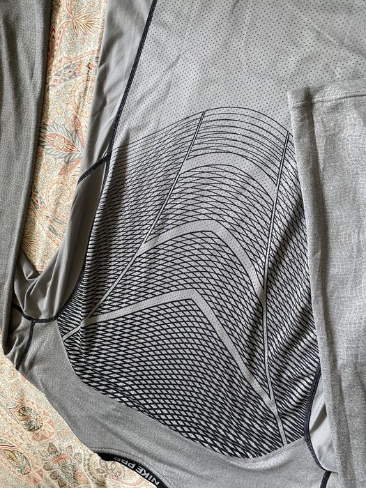 Мъжка сива блуза Nike - M