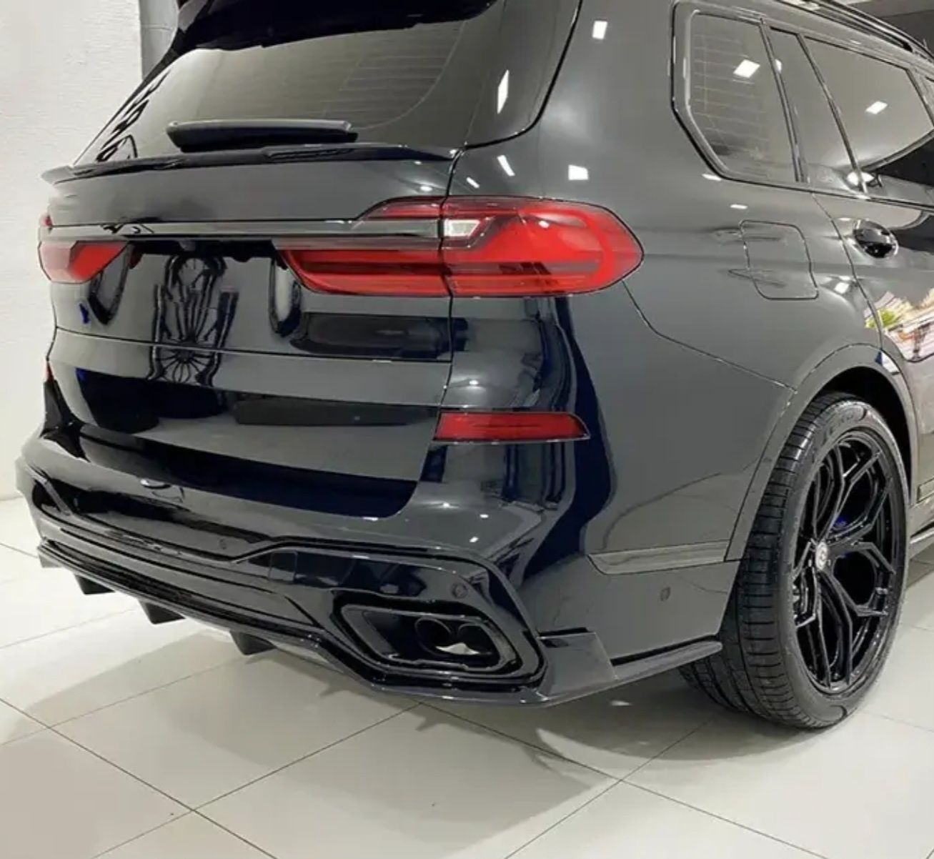 X7 G07 aero kit пакет M performance BMW спойлер лип прагове G05 G06