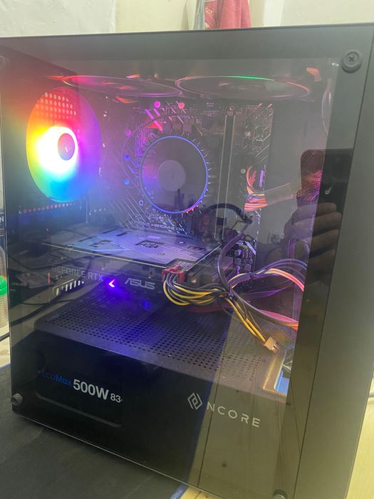 Системный блок . Не много б/у