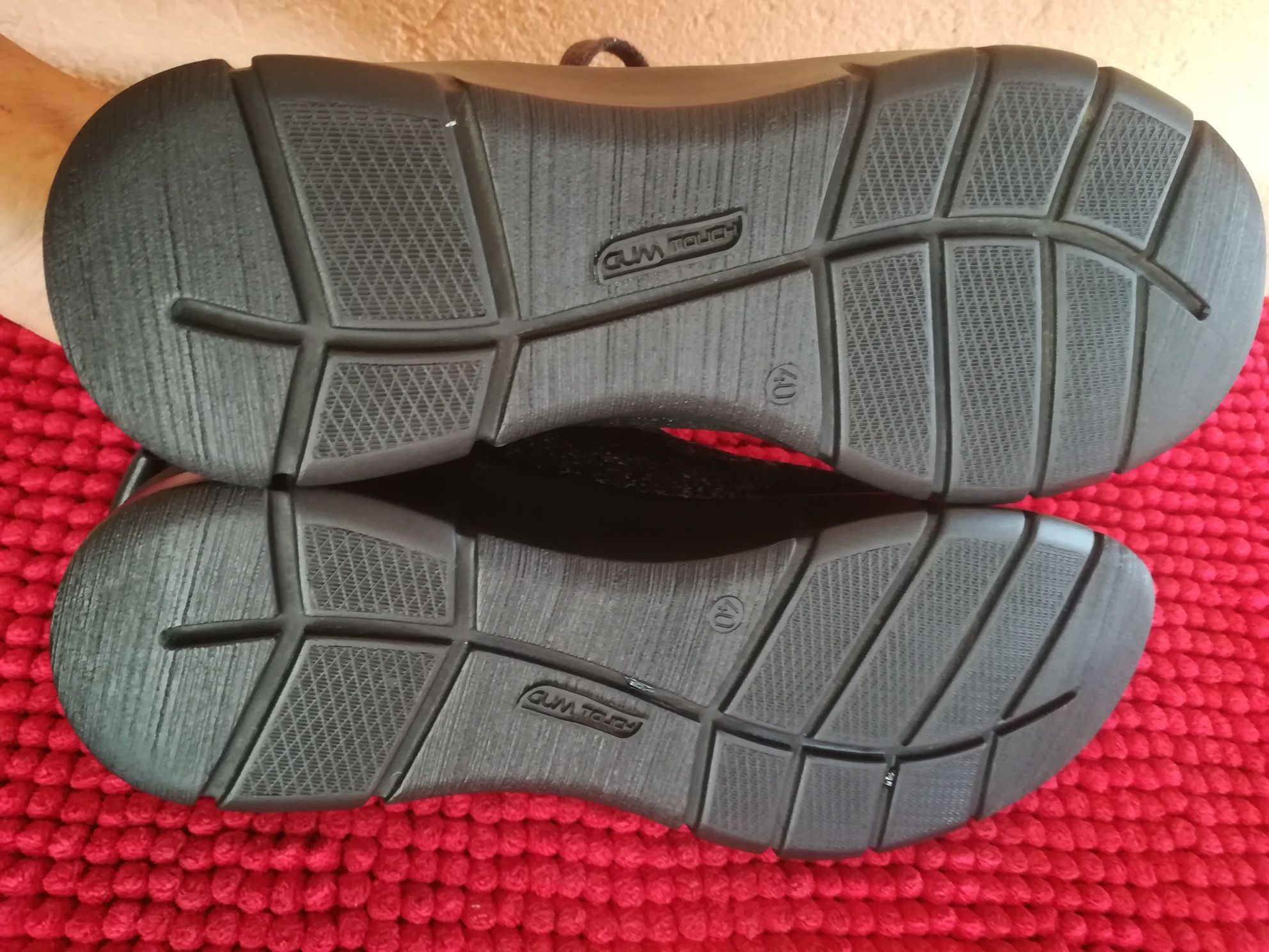 Adidași piele dama nr 40 Walking