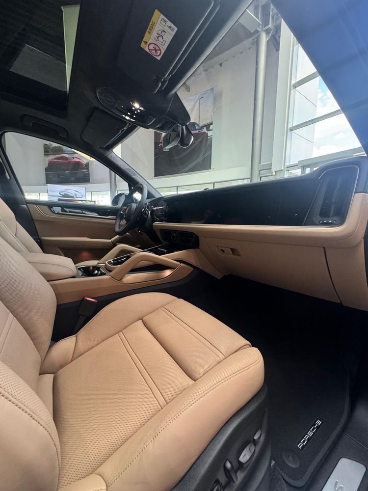 Porsche Cayenne S V8 3996 cmc 474 cp 13.000 km