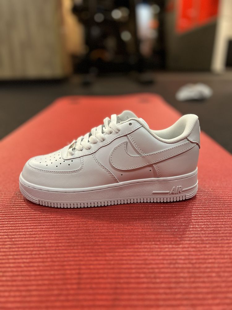 Nike Air Force 1 Low